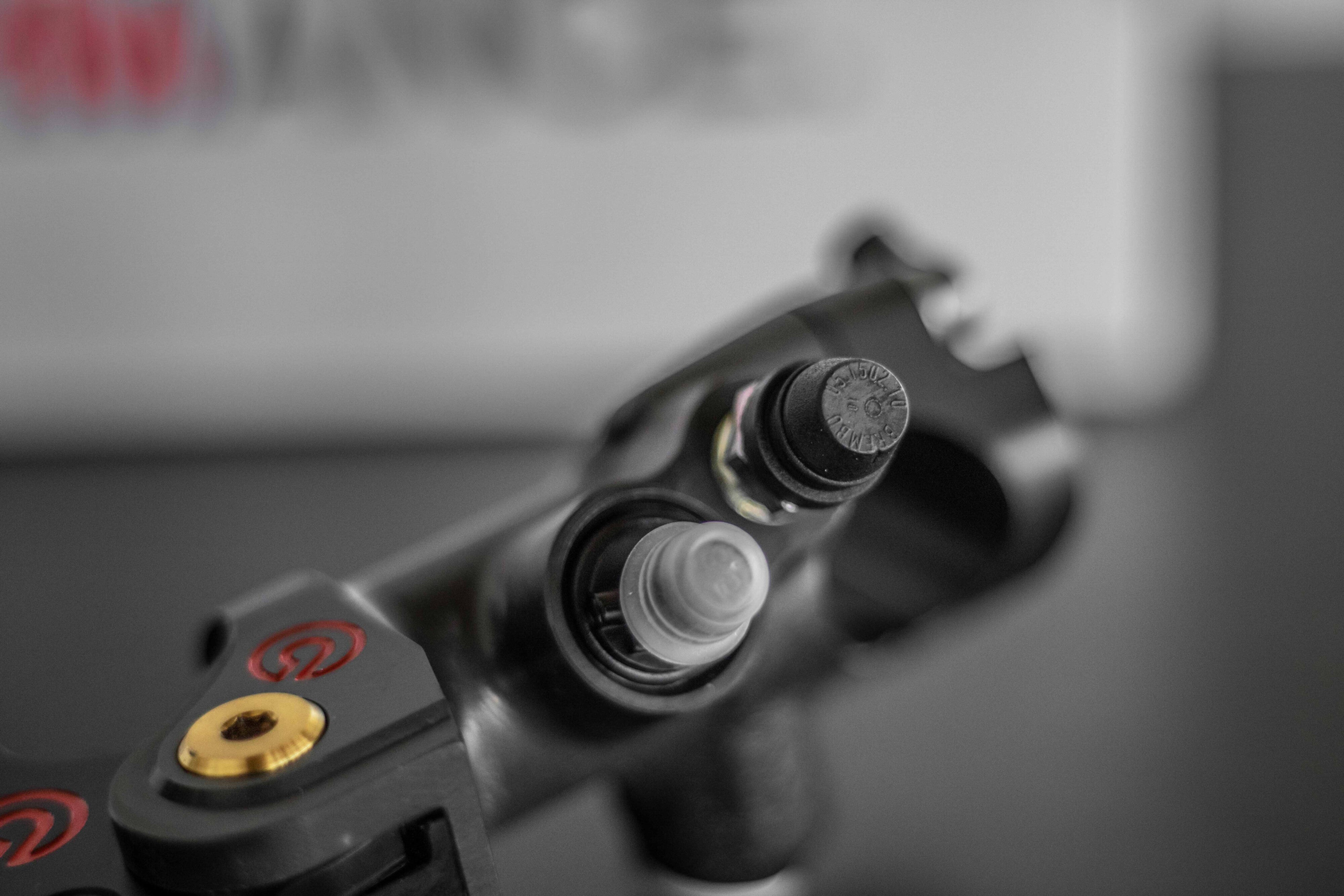 Brembo Radial Brake Master Cylinder MotoGP PR19x18 FL GP XA7G7G0 