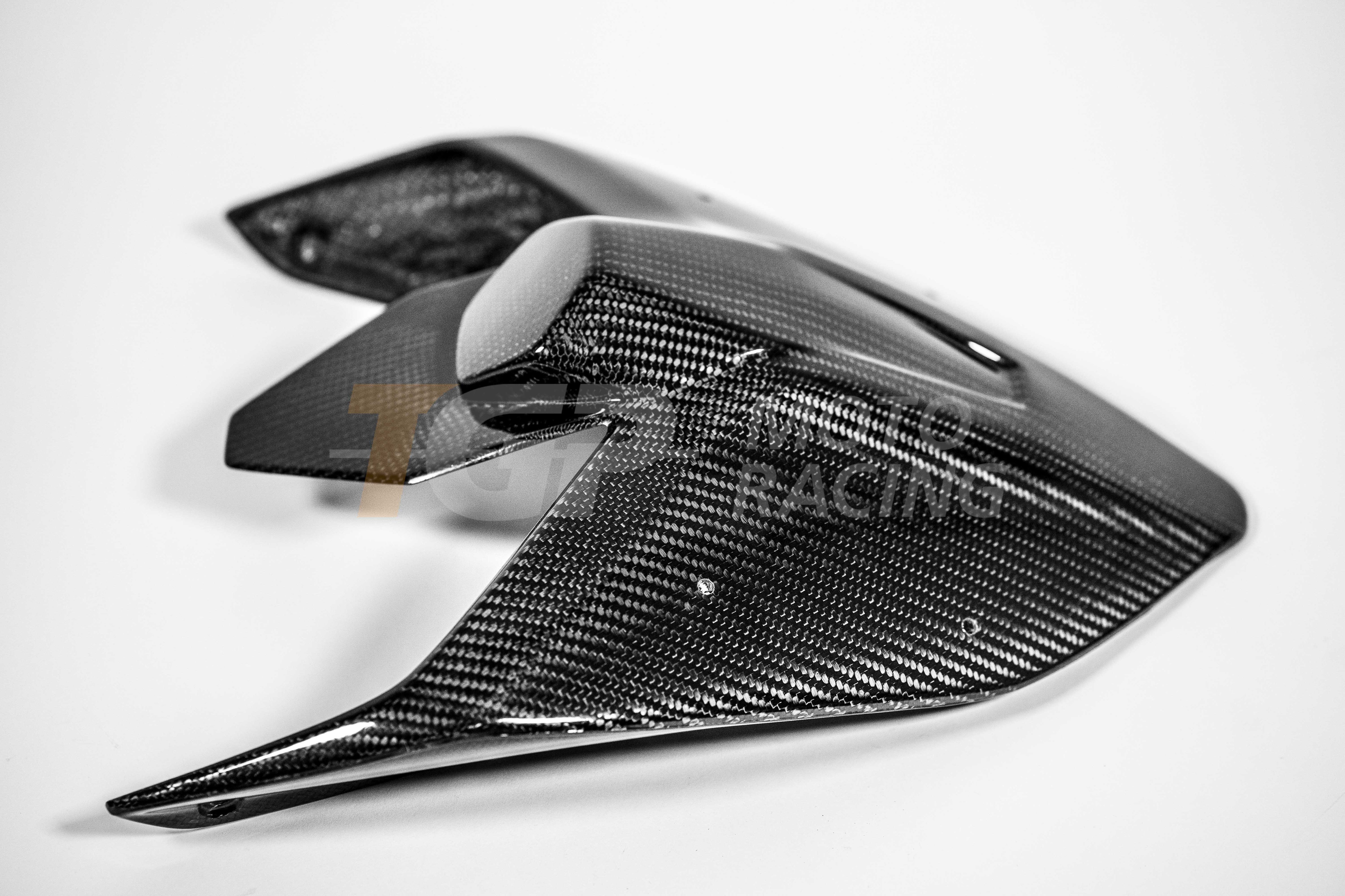 Tail fairing 200g Carbon AP Carbon Line Ducati Panigale V4/S/R (25-26) 