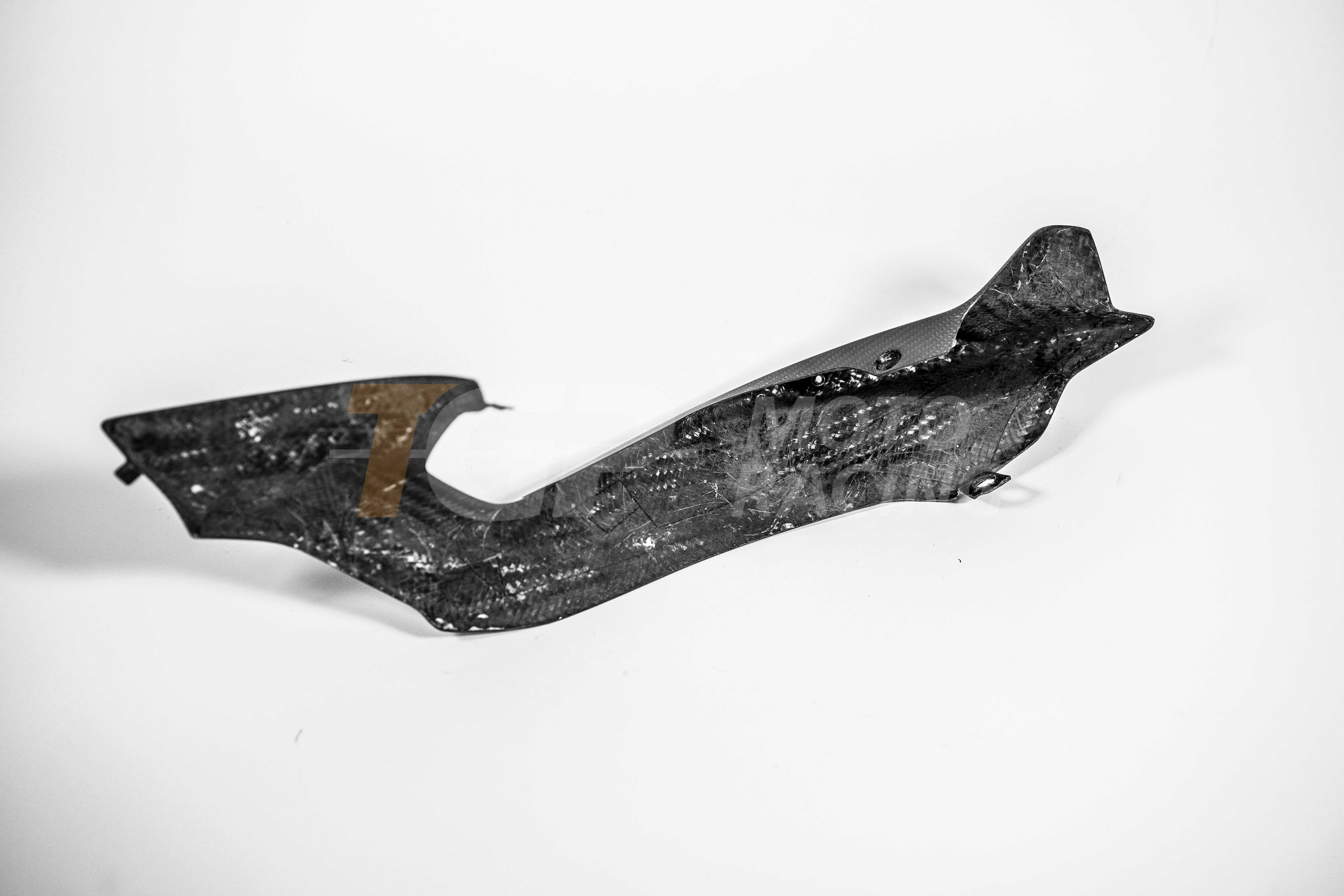 Rear fairing right 200g carbon AP Carbon Line Ducati Panigale V4/S/R (25-26) 