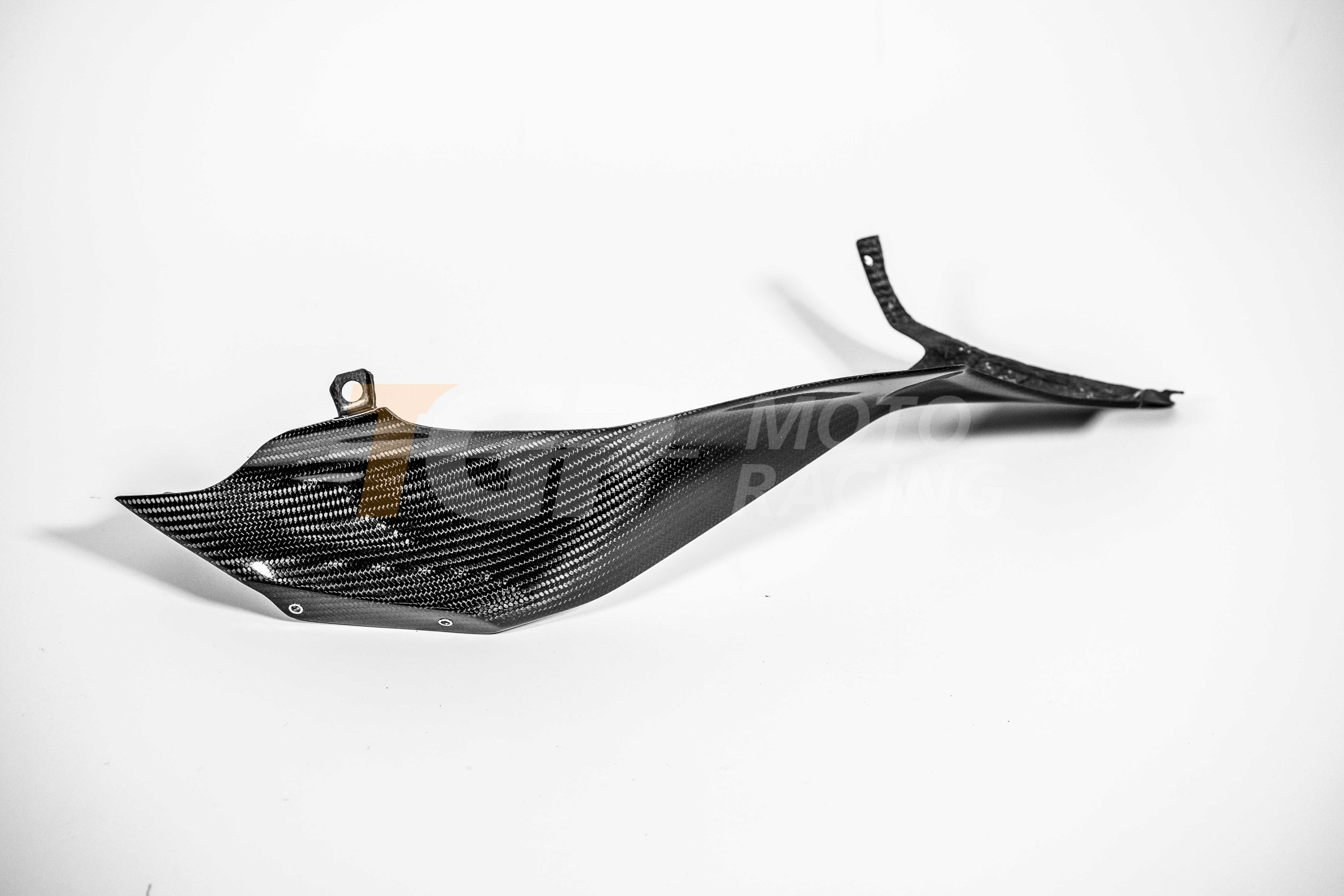 Rear fairing left 200g carbon AP Carbon Line for Ducati Panigale V4/S/R (25-26) 