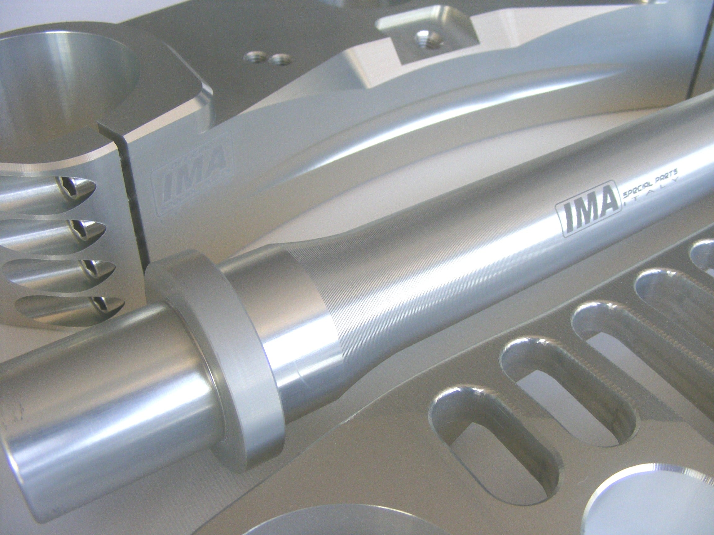 IMA Special Parts Racing Gabel Bridge with an adjustable offset Ducati Panigale V4/S (2025)