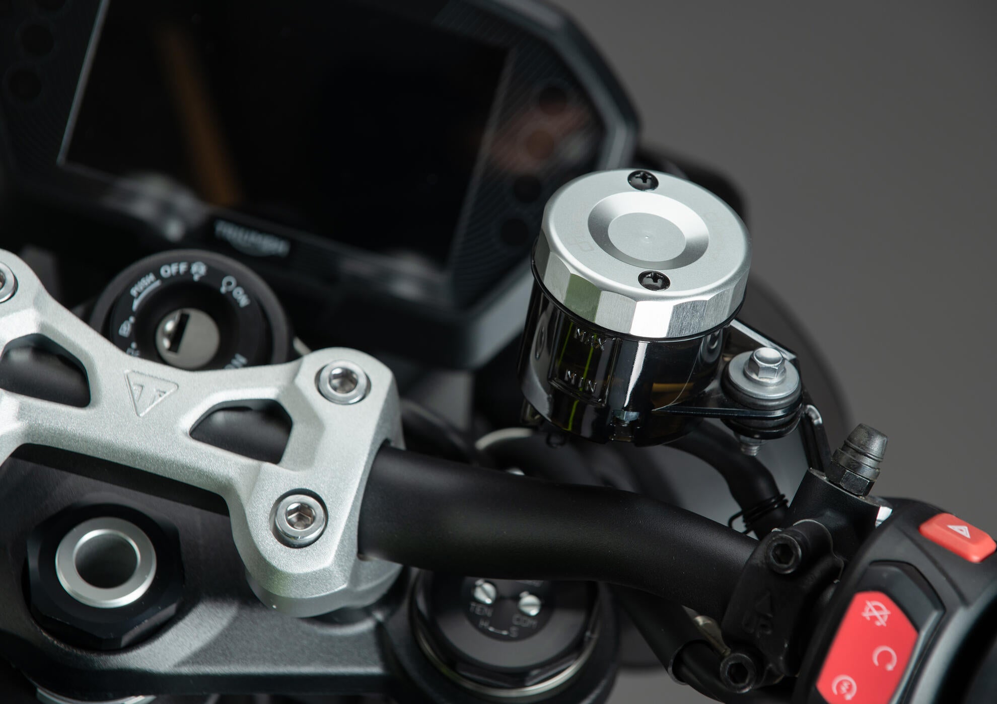 Compensation container lid at the front Light-tech Ducati Panigale 959 (16-19) FBC04