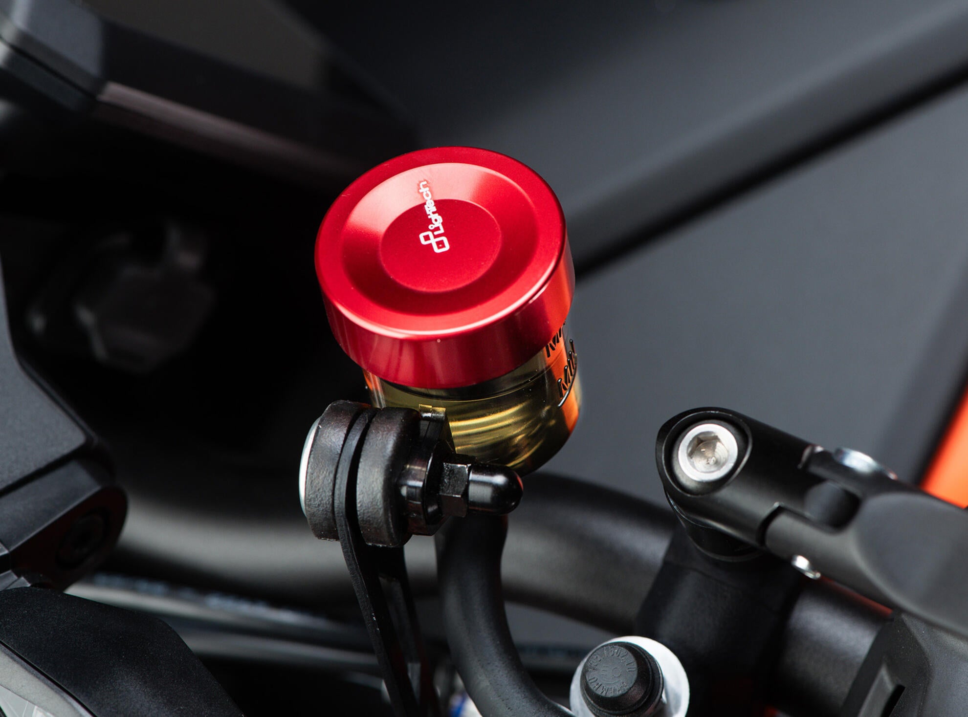 Compensation container lid at the rear light tech Ducati Panigale V4/S/R (20-24) FBC27