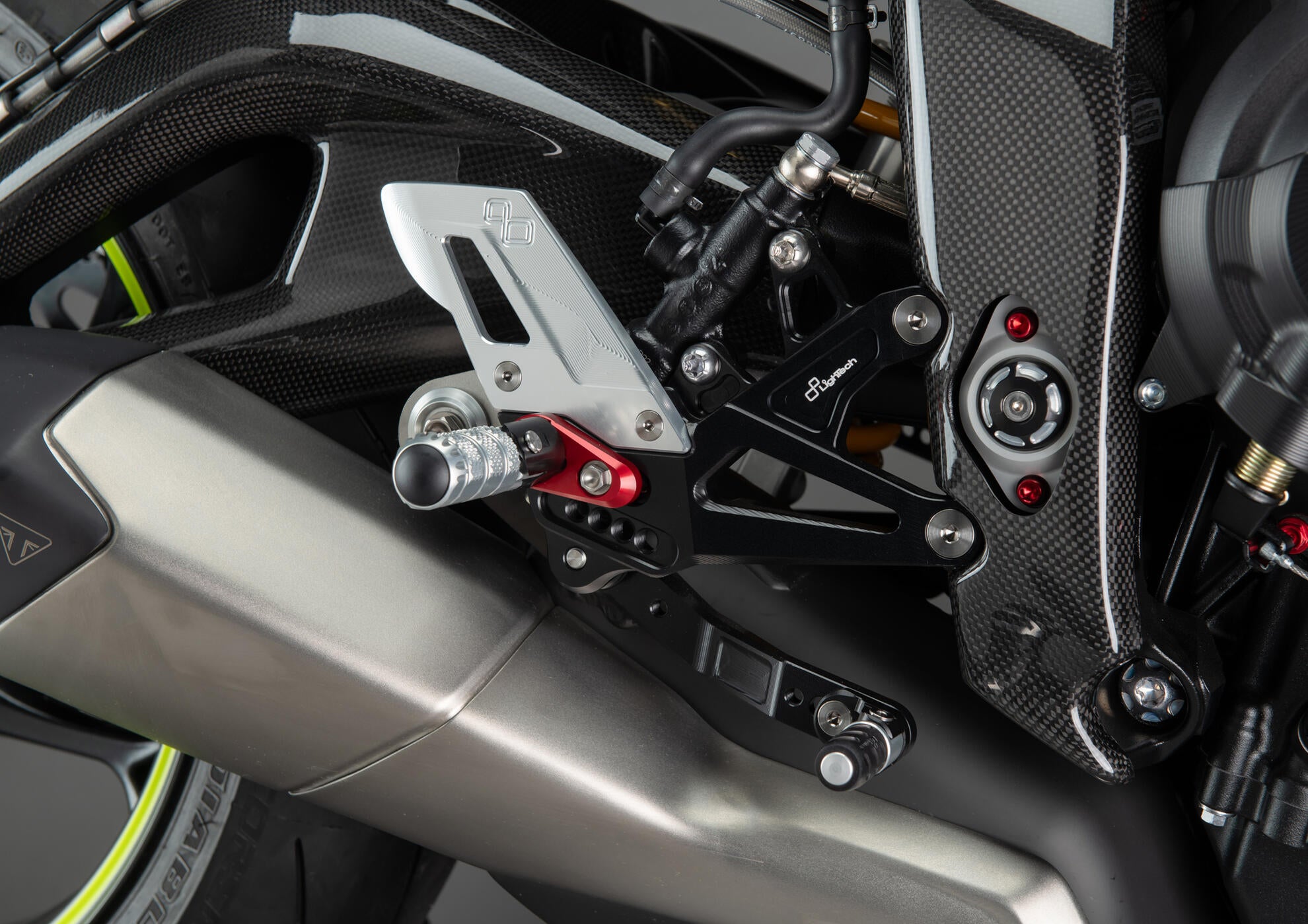 Footrest system R LighTech Triumph Daytona 675/765 (13-21) FTRTR005R 