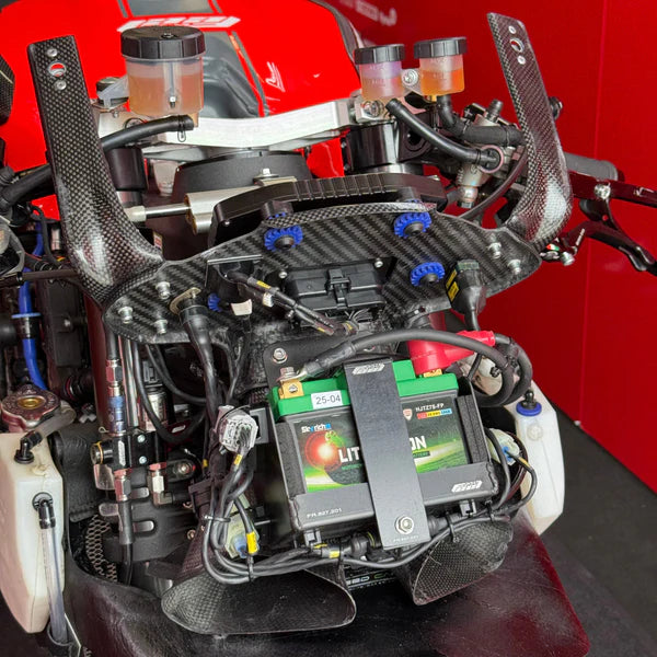 Soporte de instrumentos de carbono + canal de aire Feel Racing Ducati Panigale V2 955 (20-24) FR.495.112.C 