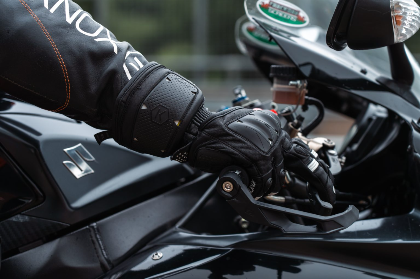 Knox Oulton MK2 Sport Leather Gloves | Men | Black/White | 1011352160050 