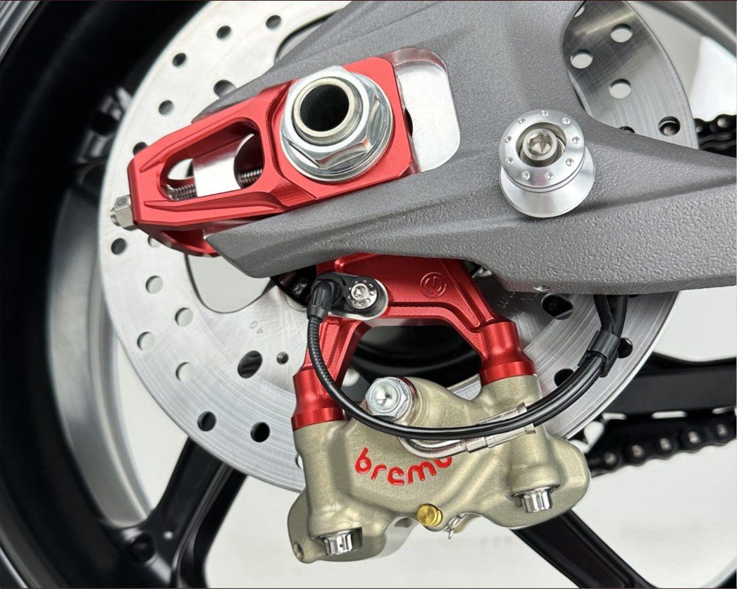 Kit de tensores de cadena con soporte de pinza de freno y Brembo P2-30 69.5 mm XA6H530 Motocorse Ducati Panigale V4/S (2025) 