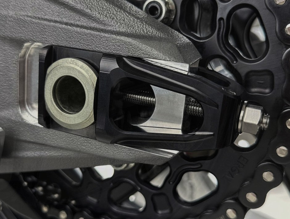 Chain tensioner kit with brake caliper holder and Brembo P2-24 64mm X206001 Motocorse Ducati Panigale V4/S (2025) 