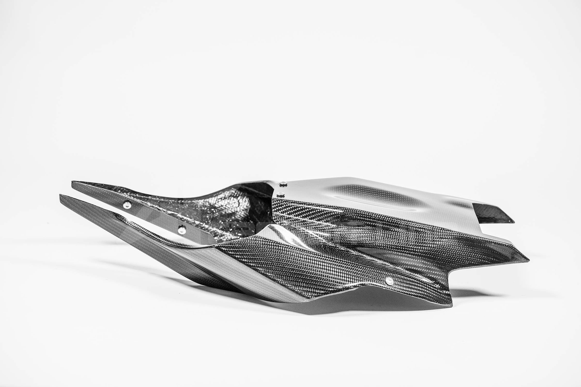 Heck cover 200g AP carbon line yamaha yzf-r1/m rn65 (20-25)